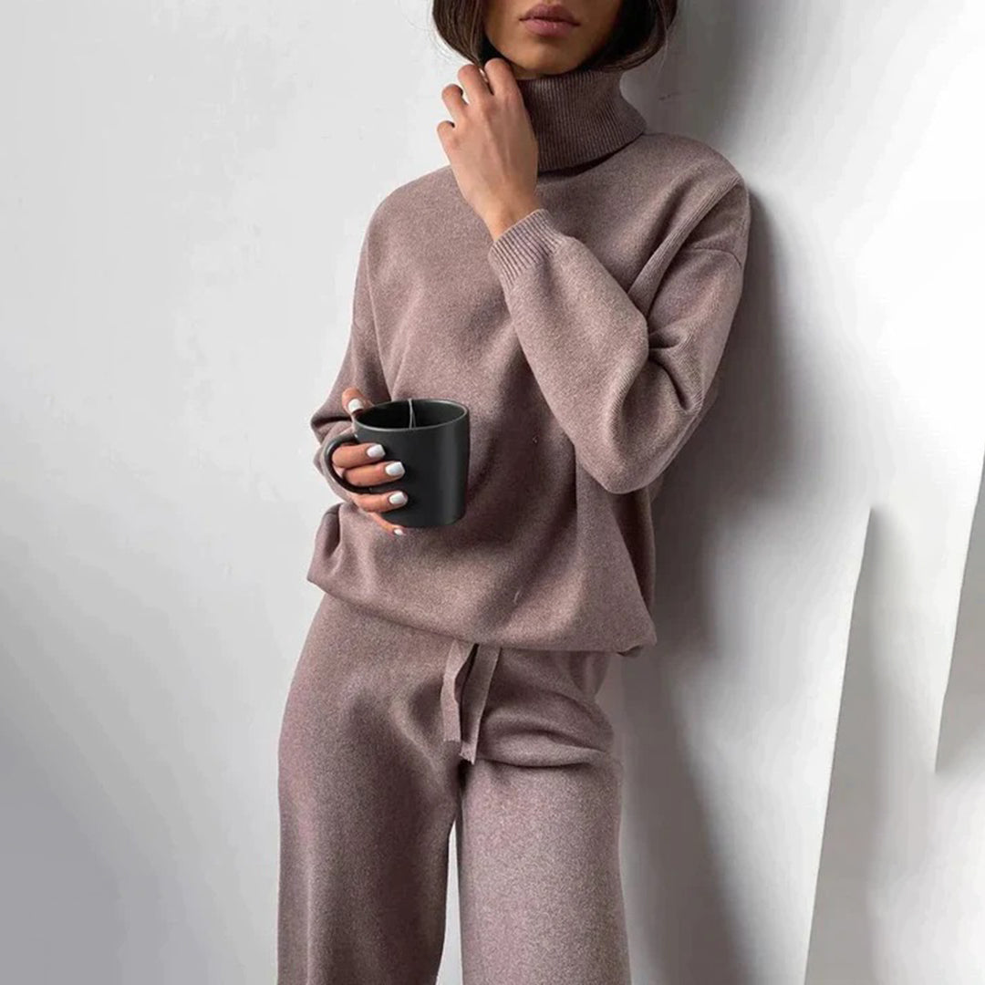 Noor - Cosy Turtleneck and Pants Set for Women