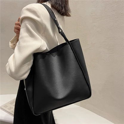 Floor - Shoulder Bag