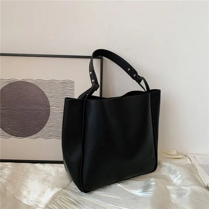 Floor - Shoulder Bag